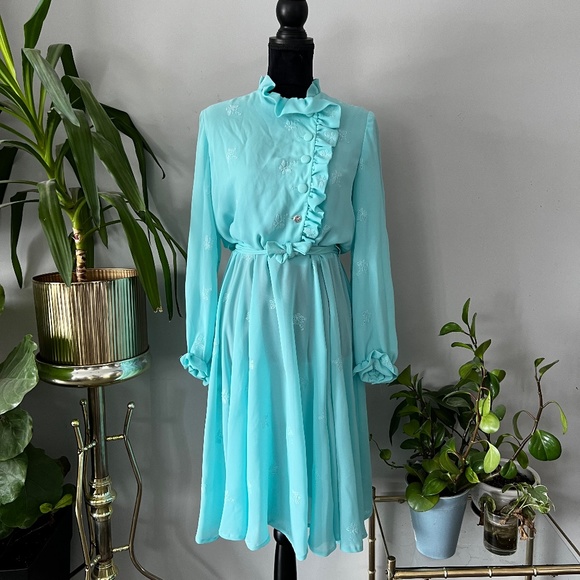 Vintage Butterfly Dress - Picture 1 of 4